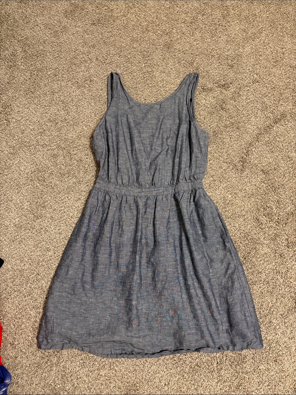 GAP Sleeveless Chambray Midi Dress in Blue